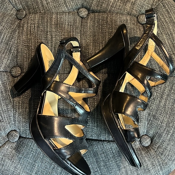 Naturalizer Heeled Sandal, black, 8 - Picture 2 of 5